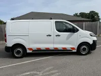 Used Vauxhall Vivaro Edition 100 HP (73 kW) 2019 White MPV