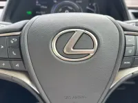 Used Lexus UX 184 HP (135 kW) 2020 Silver SUV