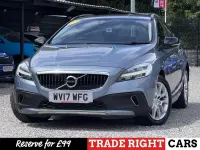 Used Volvo V40 Pro 152 HP (111 kW) 2017 Blue Hatchback