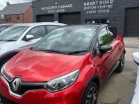 Used Renault Captur Signature 90 HP (66 kW) 2016 Red SUV