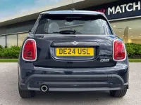 Usado Mini Cooper Exclusive 2024 Negro Utilitario