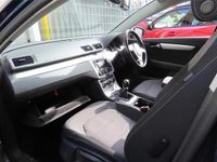 Used VW Passat 140 HP (102 kW) 2012 Blue Estate