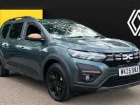 Used Dacia Jogger Extreme 141 HP (103 kW) 2025 Green MPV