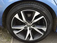 Used Volvo V60 R-Design 150 HP (110 kW) 2019 Blue Estate