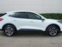 Używany Ford Kuga Titanium 150 KM (110 kW) 2023 Biały SUV