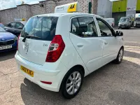 Used Hyundai i10 Active 86 HP (63 kW) 2012 White Hatchback