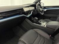 Used VW Touareg R 462 HP (339 kW) 2023 White SUV