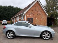 Usado Mercedes SLK280 231 HP (169 kW) 2007 Prateado Cabrios