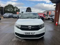 Used Dacia Sandero Essentiel 95 HP (69 kW) 2019 White Hatchback