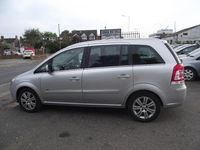 Used Vauxhall Zafira Design Edition 123 HP (90 kW) 2012 Silver MPV