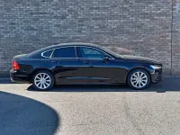 Used Volvo S90 Momentum 190 HP (139 kW) 2020 Black Sedan