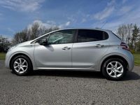 Used Peugeot 208 Style 82 HP (60 kW) 2014 Silver Hatchback
