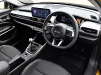 Used Jeep Avenger Summit 100 HP (73 kW) 2025 Yellow SUV
