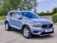 Begagnad Volvo XC40 Momentum 2020 Grå SUV