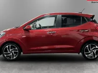 Used Hyundai i10 Premium 67 HP (49 kW) 2023 Red Hatchback