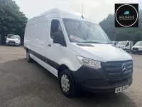 Used Mercedes Sprinter Progressive 148 HP (108 kW) 2023 White Van