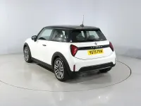 Used Mini Cooper Hatch 113 kW (154 HP) 2025 White Hatchback