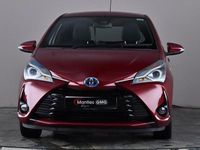 Used Toyota Yaris 100 HP (73 kW) 2019 Red Hatchback