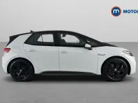 Used VW ID.3 Pro 150 kW (204 HP) 2021 White Hatchback