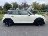 Used Mini Cooper Hatch 136 HP (100 kW) 2018 White Hatchback