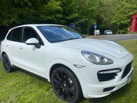 Used Porsche Cayenne 382 HP (280 kW) 2013 White SUV