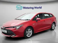 Used Toyota Corolla 122 HP (89 kW) 2019 Red Estate