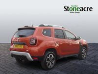 Used Dacia Duster Prestige 100 HP (73 kW) 2022 Orange SUV
