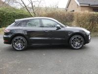 Used Porsche Macan 245 HP (180 kW) 2019 Black SUV