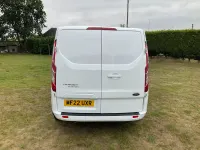 Used Ford Transit Custom Limited 130 HP (95 kW) 2022 White Van