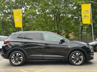 Used Vauxhall Grandland X Sport 120 HP (88 kW) 2018 Black SUV