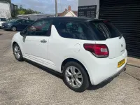 Used Citroën DS3 Style 120 HP (88 kW) 2010 White Hatchback