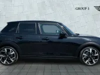 Used Mini Cooper Hatch 114 kW (156 HP) 2025 Black Hatchback