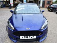 Used Ford Focus ST 185 HP (136 kW) 2016 Blue Hatchback