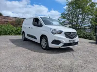 Used Vauxhall Combo Sportive 100 HP (73 kW) 2020 White MPV