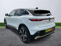 Używany Renault Megane E-Tech Iconic 160 kW (218 KM) 2023 Biały Hatchback