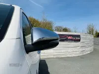 Second-hand Toyota HiLux 2022 Alb Pickup
