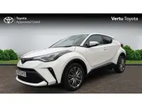 Used Toyota C-HR 194 HP (142 kW) 2023 White SUV