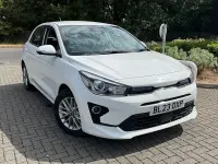 Used Kia Rio 101 HP (74 kW) 2022 White Hatchback