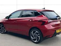 Usado Hyundai i20 Premium 101 HP (74 kW) 2023 Vermelho Citadino