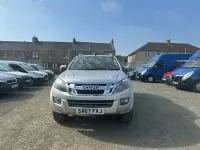 Used Isuzu D-Max 2017 Silver Pickup