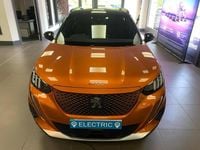 Second-hand Peugeot e-2008 GT 98 kW (134 CP) 2023 Portocaliu SUV