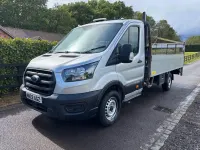 Usado Ford Transit 130 HP (95 kW) 2022 Prateado Cabrios