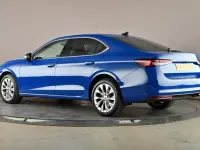 Usado Skoda Superb SE L 150 CV (110 kW) 2024 Azul Utilitario