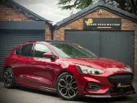 Used Ford Focus ST-Line X 120 HP (88 kW) 2019 Red Hatchback