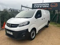 Gebraucht Vauxhall Vivaro 100 PS (73 kW) 2022 Weiß Van / Kleinbus