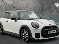 Used Mini Cooper Hatch 113 kW (154 HP) 2026 White Hatchback