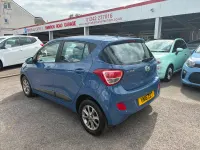 Used Hyundai i10 Premium 87 HP (63 kW) 2016 Blue Hatchback
