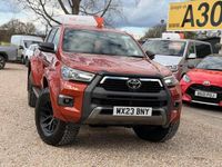 Used Toyota HiLux 201 HP (147 kW) 2023 Orange Pickup