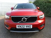 Used Volvo XC40 Momentum 163 HP (119 kW) 2022 Red SUV