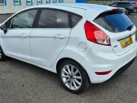 Used Ford Fiesta Titanium 98 HP (72 kW) 2015 White Hatchback